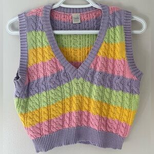 Cropped Cable Knit Vest from Simons